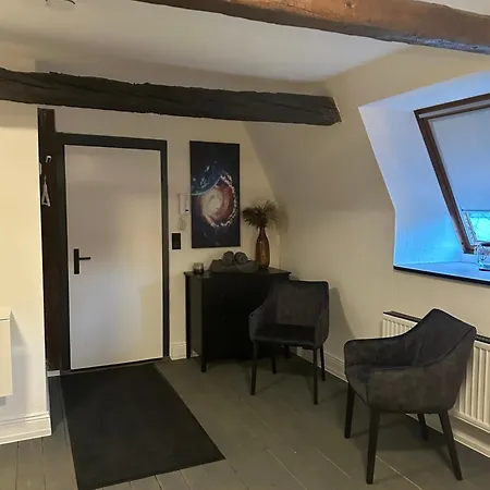 Urlaub Im Historischen Muellerhaus, Dachgiebel Apartment Lubeck Exterior photo